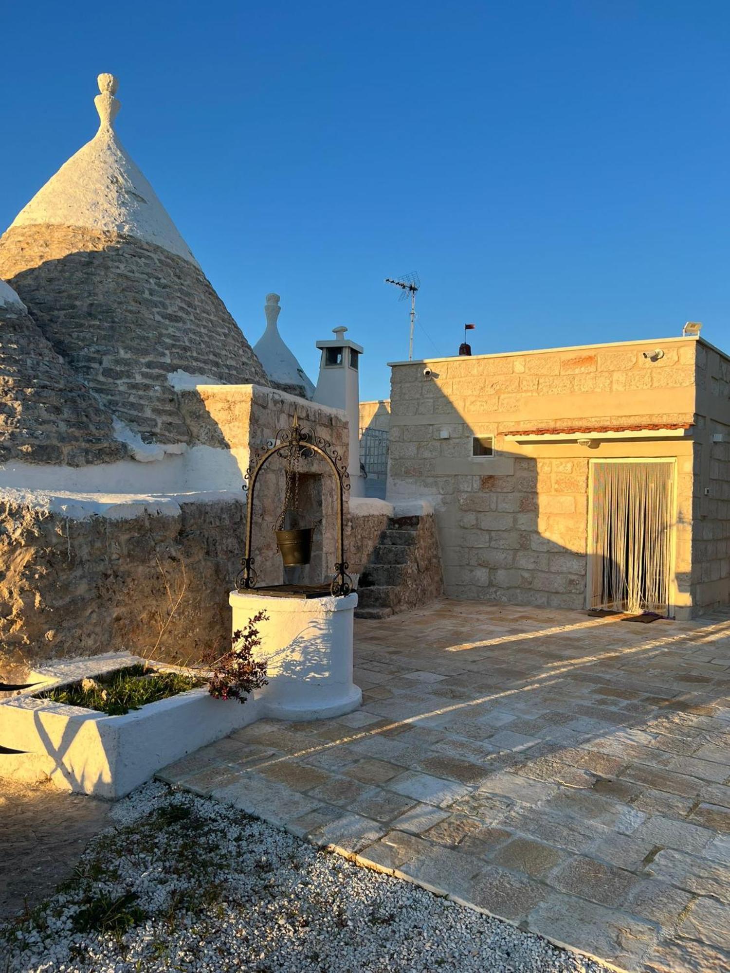Trullo Oriale Villa Ostuni Dış mekan fotoğraf